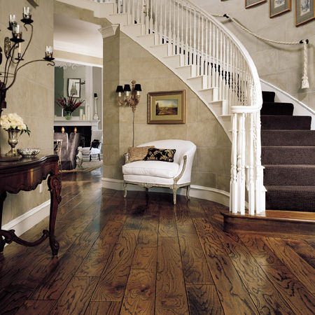 Laminate vs. Vinyl Flooring